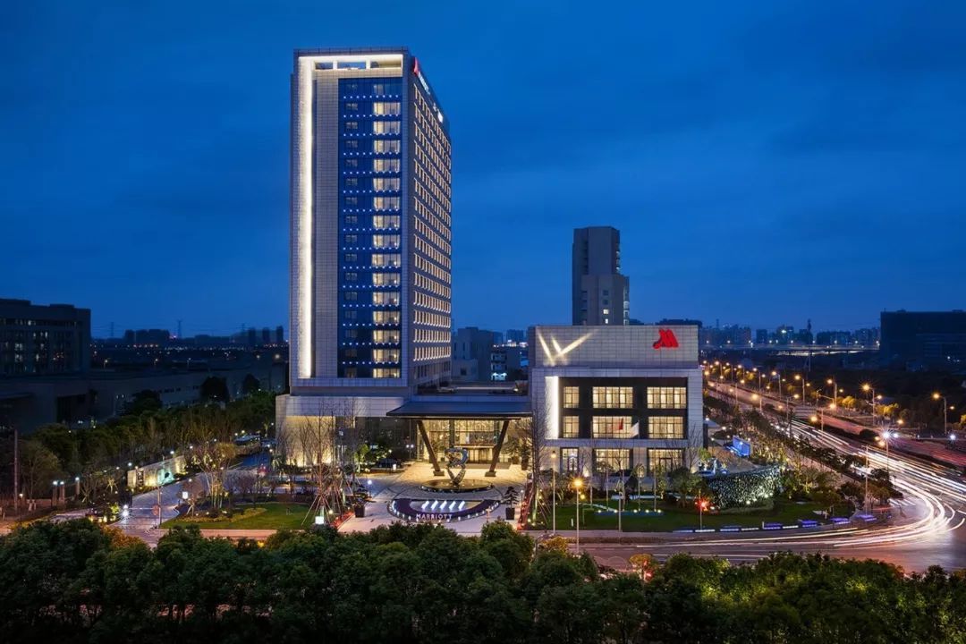 万众豪情 | 低端消费高端享受的自助餐来到周浦,品的是自助,更是情调!