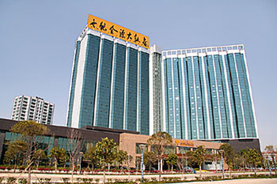 招聘信息:昆明世纪金源大饭店招聘热菜主厨、凉菜师、切配师数名
