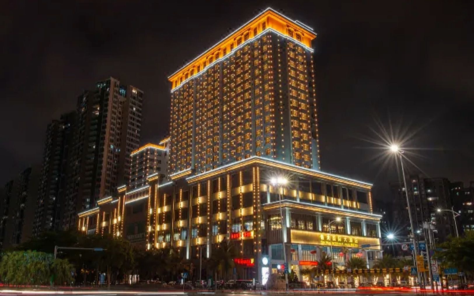 一直没去过的银湾国际大酒店,今天跟随住好boy的镜头去看一看里面的